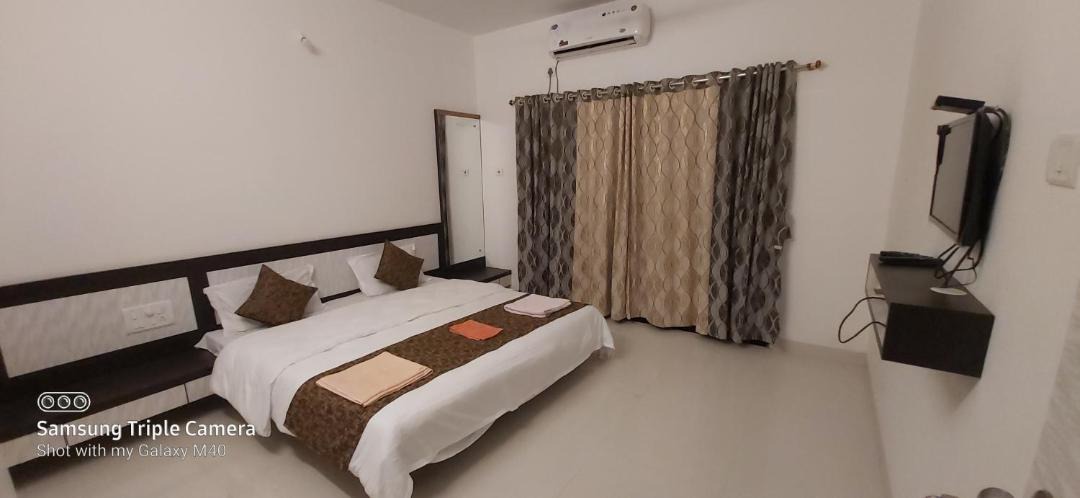 Photo of Bedroom in Bhilar