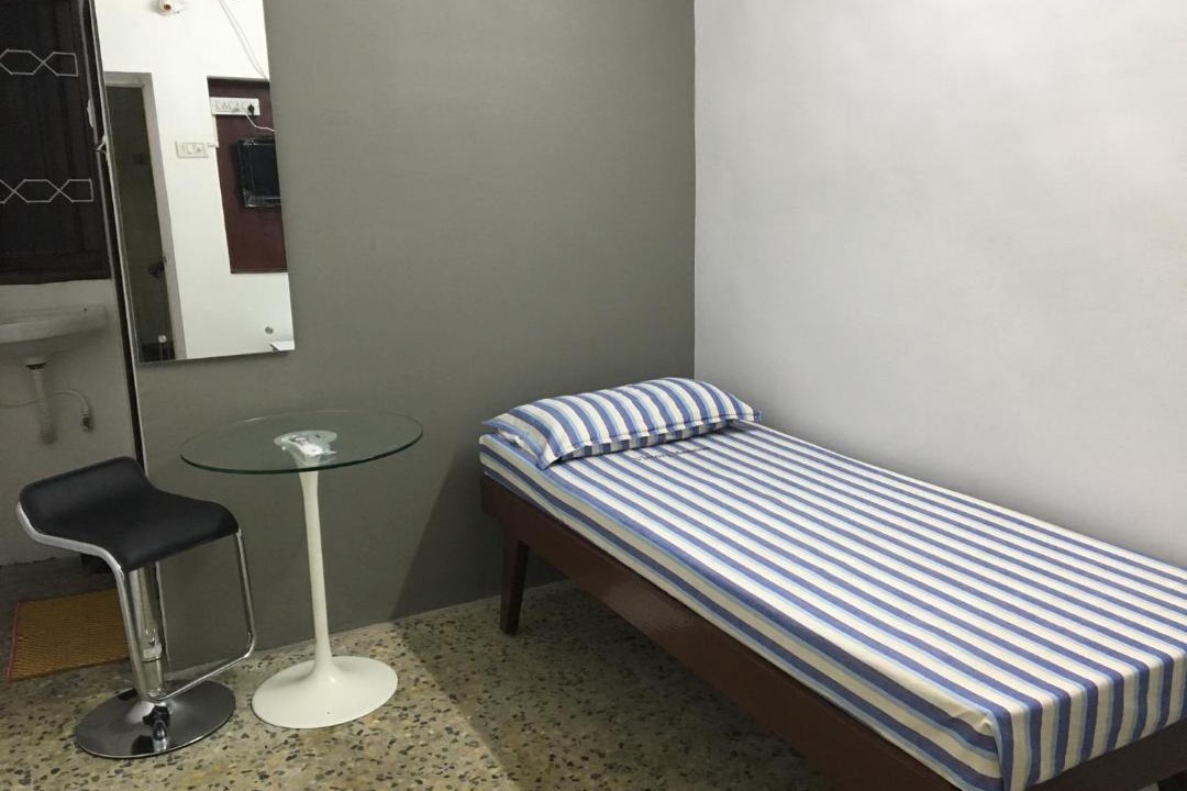 Photo of Bedroom in Triplicane