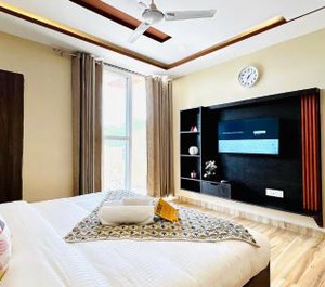 Olive Medanta Medicity 