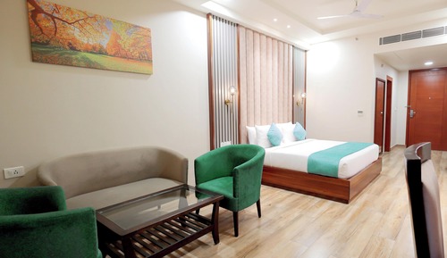 Premium Room (WITH MOUNTAIN VIEW)