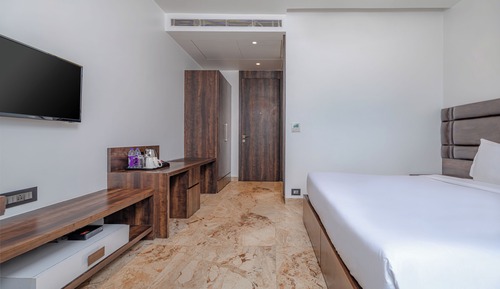 Superior Room, 1 King Bed