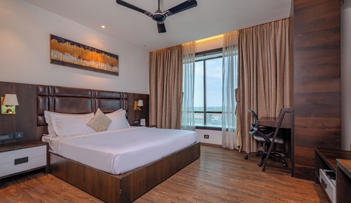 Premium Room, 1 King Bed