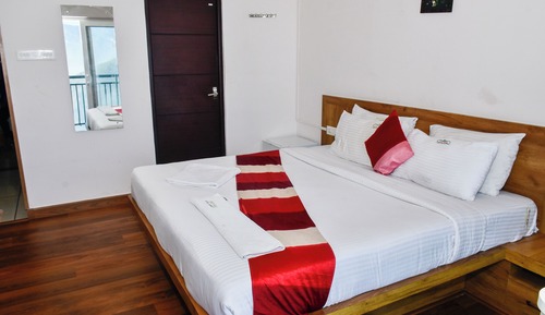Deluxe Room, Balcony