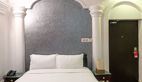 Classic Double Room