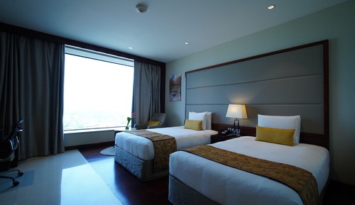 Standard Room, 2 Twin Beds, City View