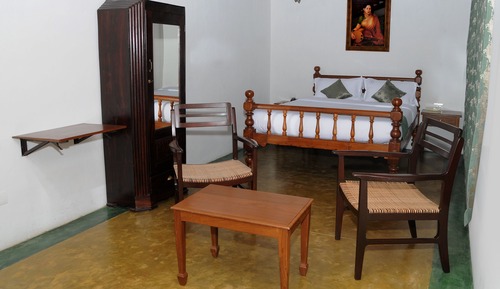 Club Room