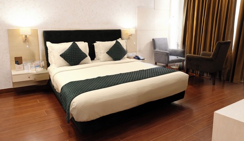 Deluxe Room, 1 King Bed