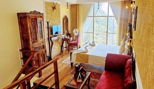 Premium Room to Lanai Premium Family Suite [Duplex With Balcony, Valley Facing]