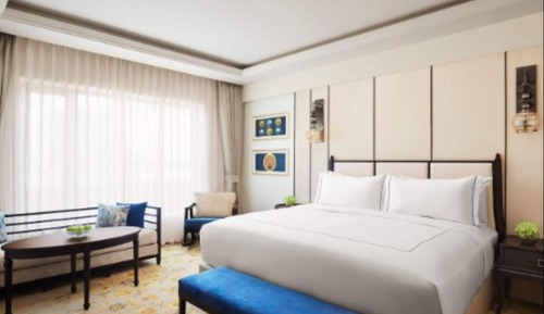 Superior Room, 1 King Bed