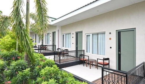 Garden View Room