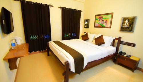 Deluxe Double Room, 1 King Bed, Balcony, Sea View
