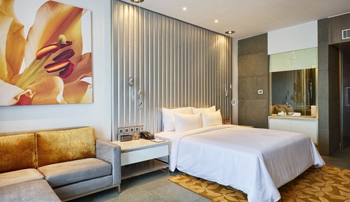 Platinum club Room 