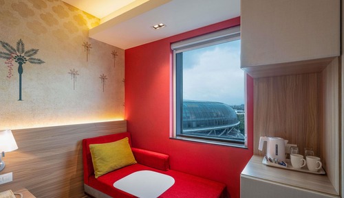 Standard Room, 1 Queen Bed