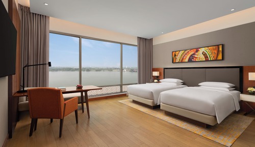 Room, 2 Twin Beds (Backwater View)