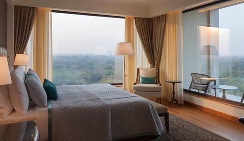 Room (Assigned on Arrival)