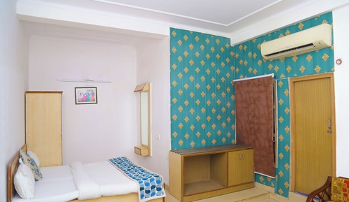 Premium Family Room