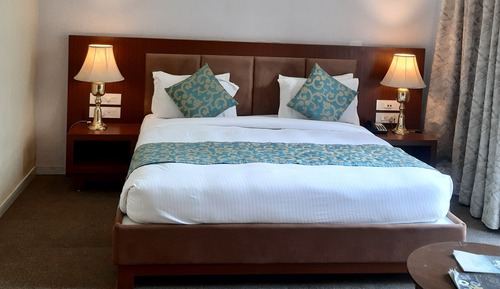 Emerald Deluxe room