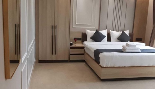 Premium Room, City View