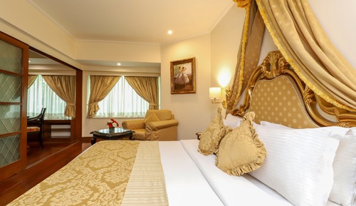 Maharaja One Bedroom Suite