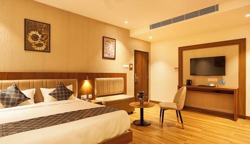 Deluxe Room, City View