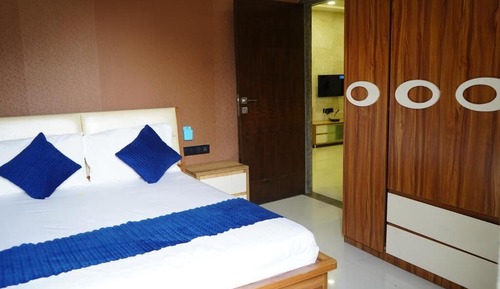Deluxe Double Room, Balcony, City View