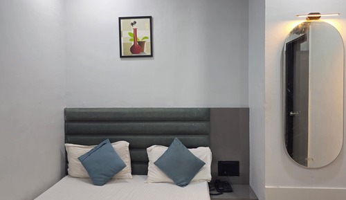 Deluxe Double Room, City View