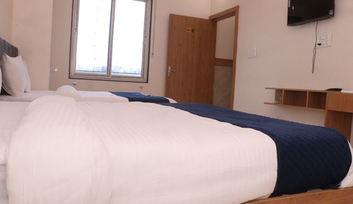 Luxury Room, City View