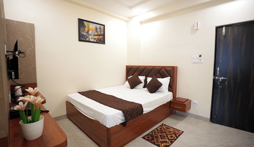 Classic Double Room, City View