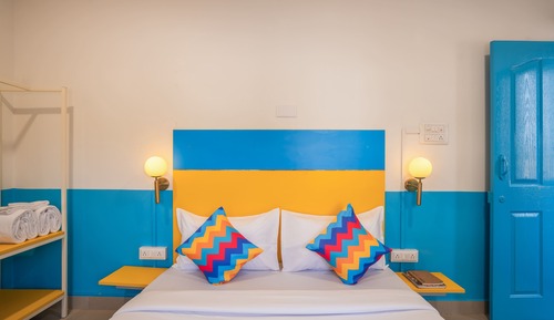 Deluxe Private AC Room with Ensuite Bathroom