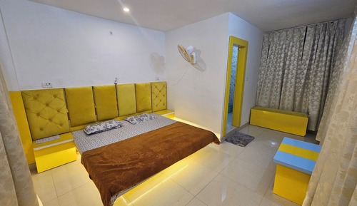 Suite, 1 King Bed, City View, Executive Level