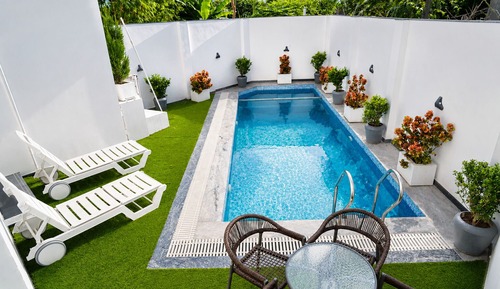 2BHK Mountain View Luxury Jacuzzi Villa with Balcony