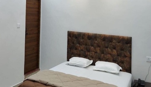 Deluxe Double Room, City View