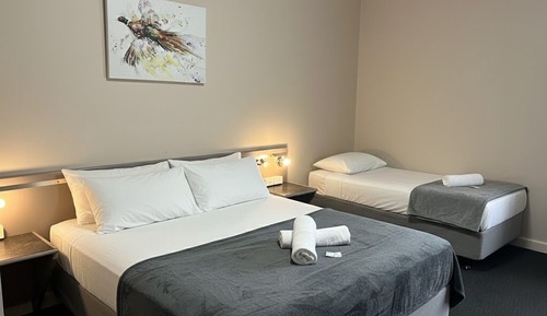 Comfort Triple Room