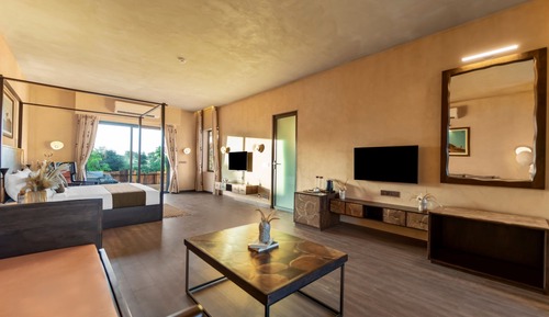 Luxury Cottage with Plunge Pool