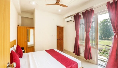 Deluxe Room with Balcony