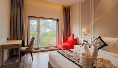 Deluxe Double Room, City View