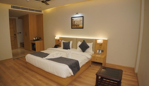 Executive Room, City View
