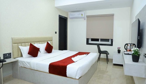 Superior Room, 1 King Bed
