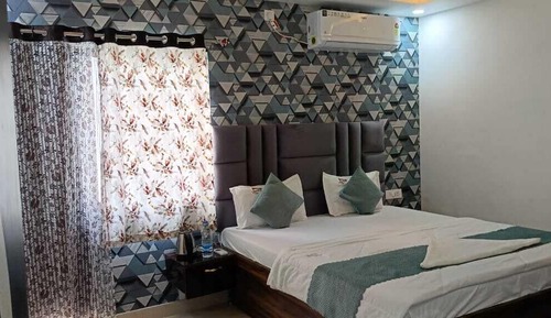 Family Double or Twin Room, Garden View
