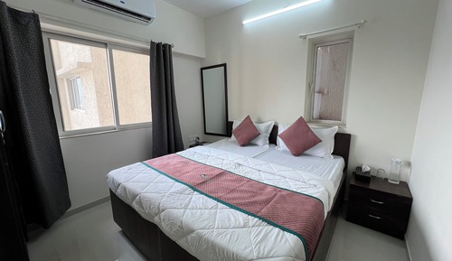 Deluxe Double Room, City View