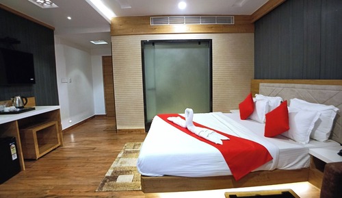 Super Deluxe Room