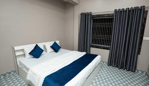 Deluxe Apartment, City View