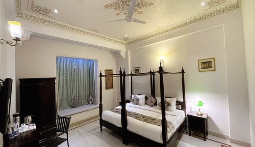 Premium Room, 1 King Bed