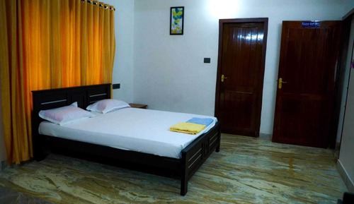 Family Double Room, Pool View