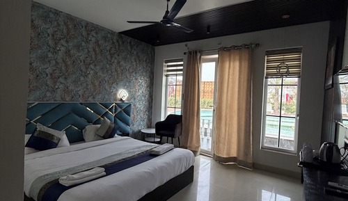 Deluxe Room, Garden View