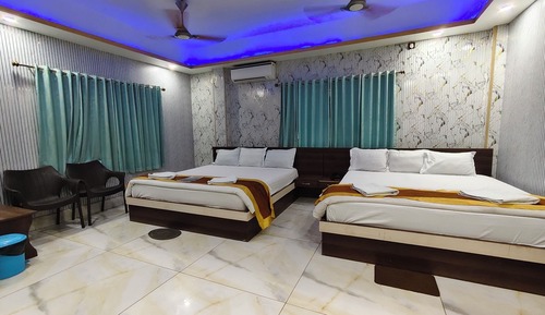 Deluxe Family room