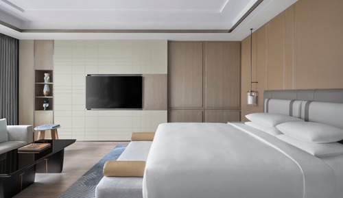 Executive Room, 1 King Bed, Bathtub