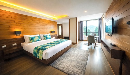 Premium Suite