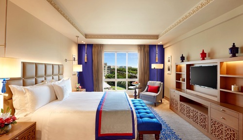 DAY USE ROOM,8 AM- 8 PM, Lunch, Same day checkin- checkout