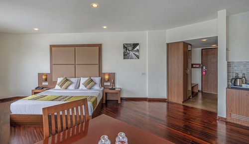 Valley View Premier Room with Balcony
